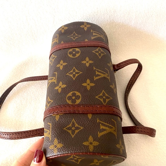 Louis Vuitton Papillon 22 Monogram - Picture 3 of 9